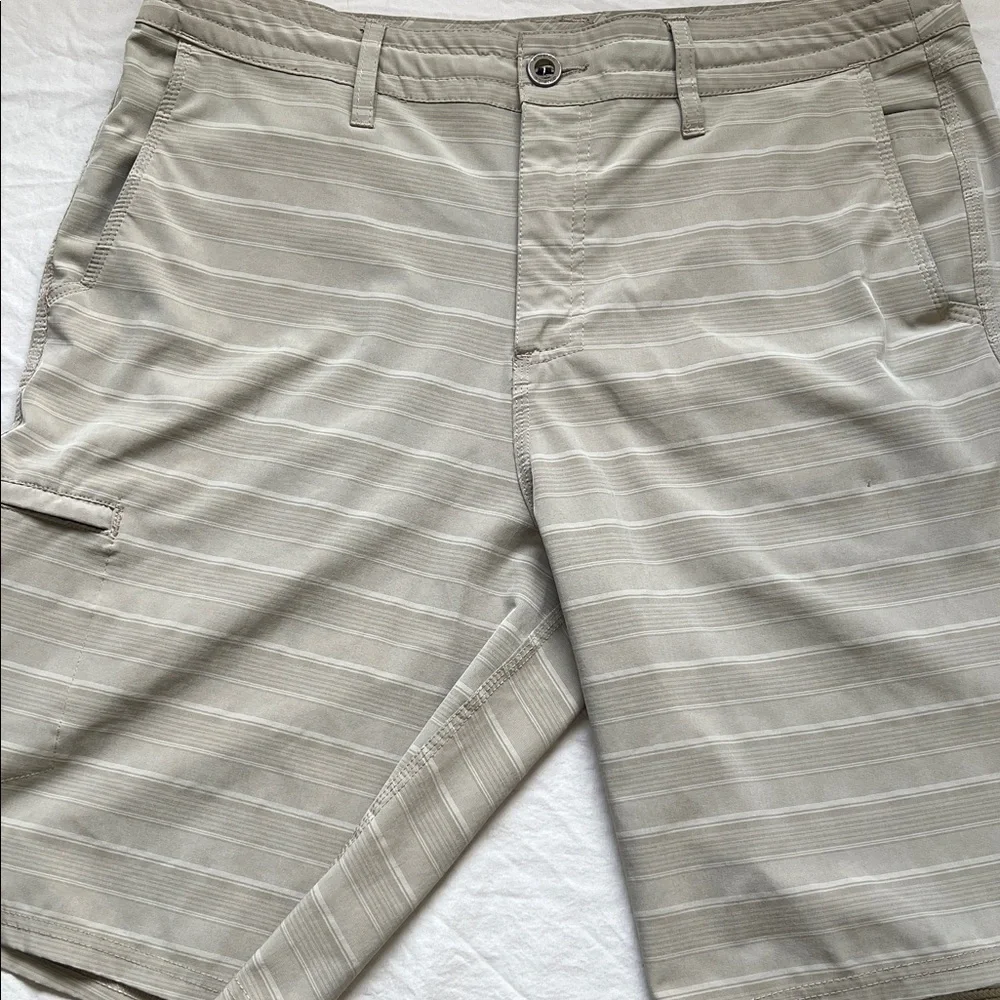 O’Neill Crossover khaki board shorts 34
